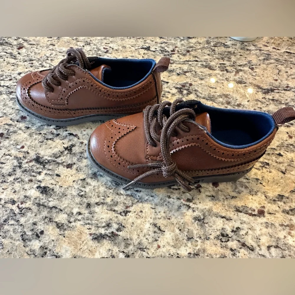 NWOT Toddler Size 7 Shoes Carter's Brown Toddler Dress Oxford Shoes Size 7
